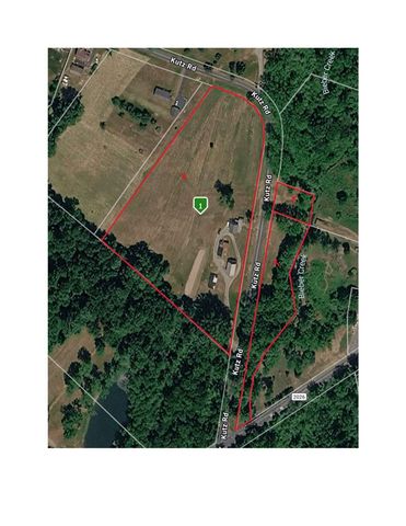 17 Kutz Road, Rockland Twp, PA 19522