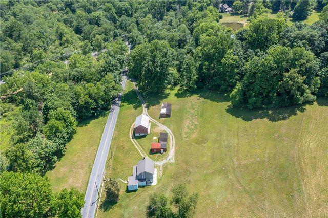 17 Kutz Road, Rockland Twp, PA 19522