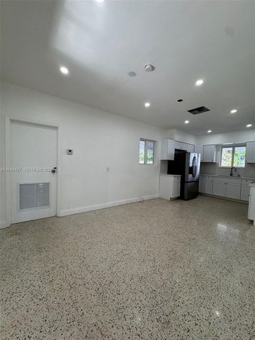 4700 SW 7th St 0, Miami, FL 33134