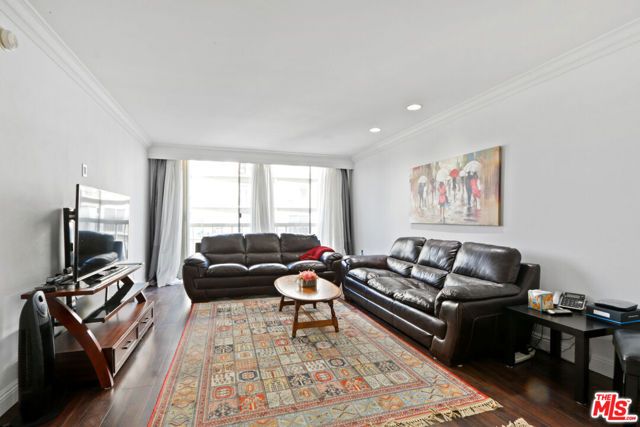 10751 Wilshire Boulevard 906, Los Angeles, CA 90024