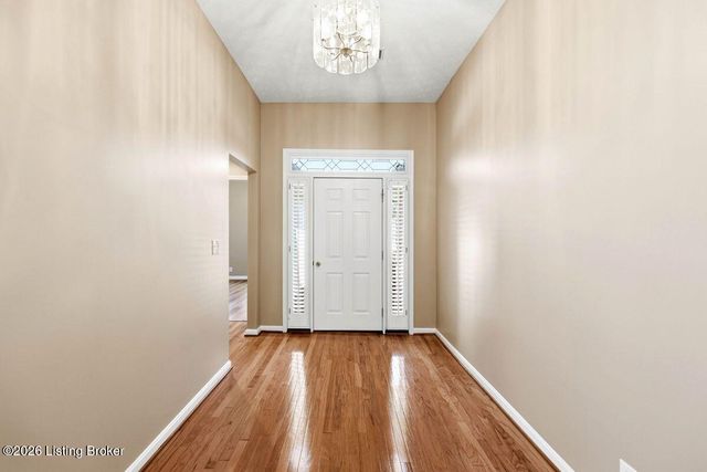 14029 Waters Edge Dr, Louisville, KY 40245