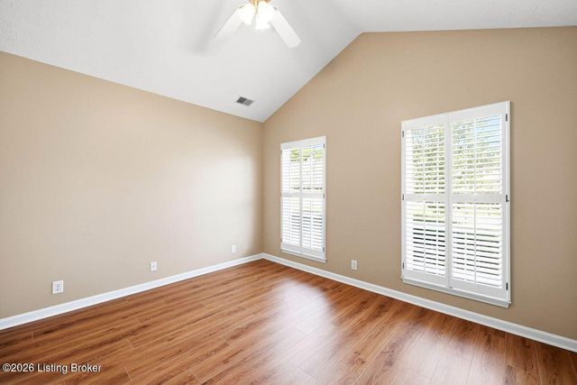 14029 Waters Edge Dr, Louisville, KY 40245