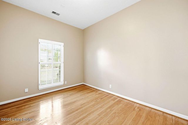 14029 Waters Edge Dr, Louisville, KY 40245