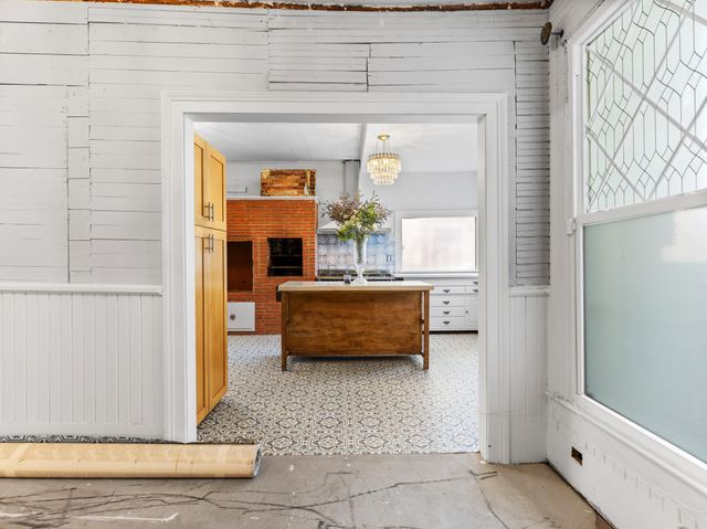 2421 Avenue G, Bay City, TX 77414