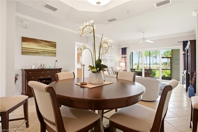 9204 Quartz LN 3-101, Naples, FL 34120