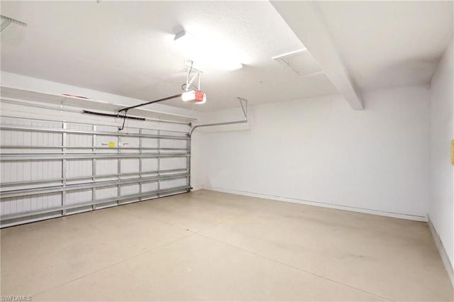 9204 Quartz LN 3-101, Naples, FL 34120