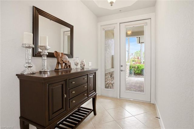 9204 Quartz LN 3-101, Naples, FL 34120