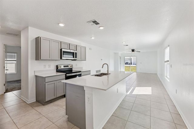 1949 TRAVERSE WAY, Kissimmee, FL 34746