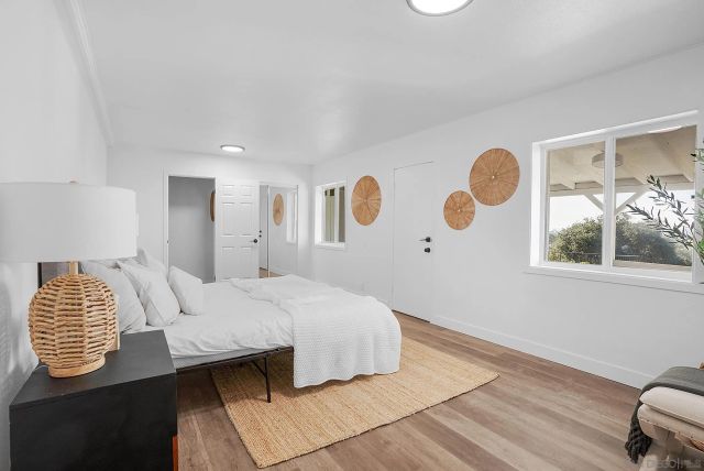 5528 San Onofre Ter, San Diego, CA 92114