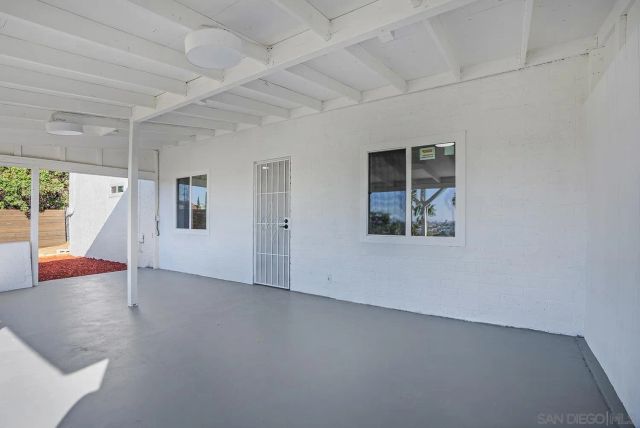 5528 San Onofre Ter, San Diego, CA 92114