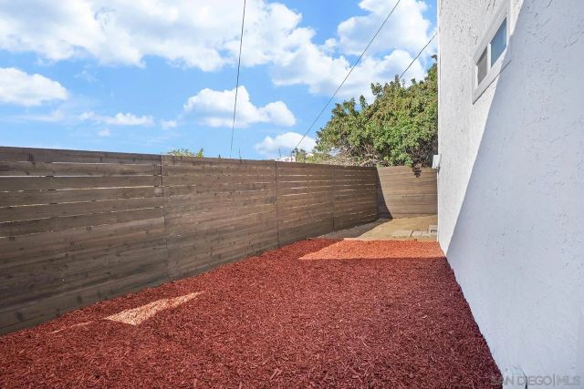 5528 San Onofre Ter, San Diego, CA 92114