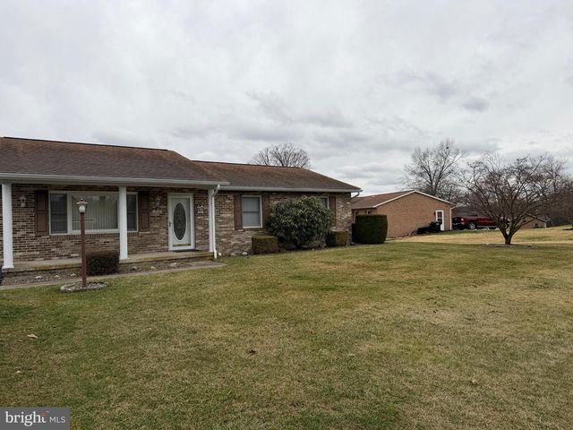 632 KITTATINNY DRIVE, Chambersburg, PA 17202