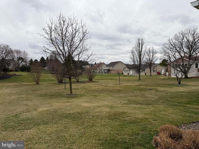 632 KITTATINNY DRIVE, Chambersburg, PA 17202