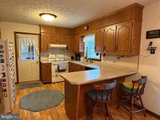 632 KITTATINNY DRIVE, Chambersburg, PA 17202