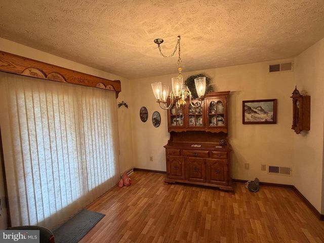 632 KITTATINNY DRIVE, Chambersburg, PA 17202