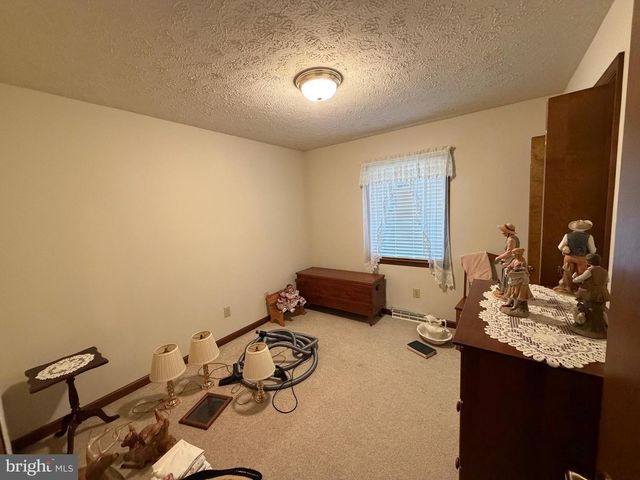 632 KITTATINNY DRIVE, Chambersburg, PA 17202