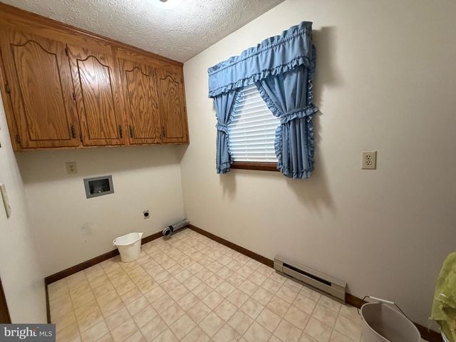 632 KITTATINNY DRIVE, Chambersburg, PA 17202