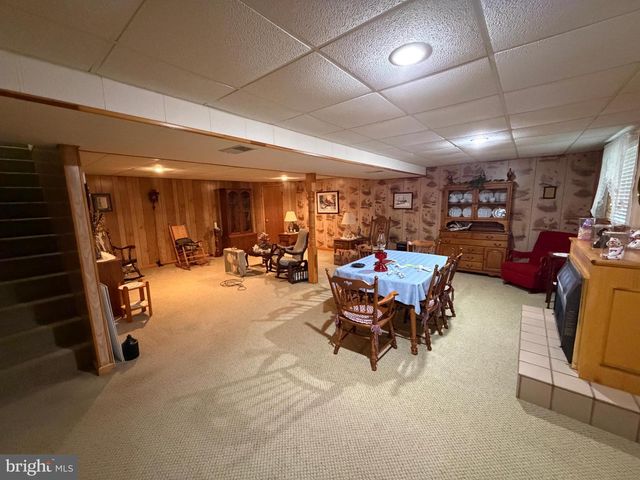 632 KITTATINNY DRIVE, Chambersburg, PA 17202