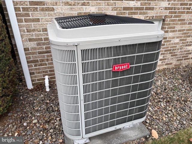 632 KITTATINNY DRIVE, Chambersburg, PA 17202