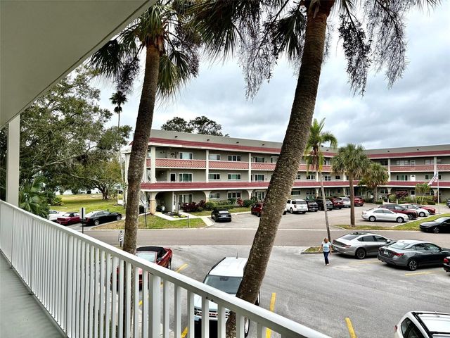 2071 AUSTRALIA WAY W 37, Clearwater, FL 33763