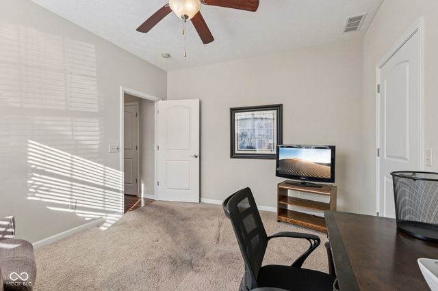 1091 Distinctive Way, Greenfield, IN 46140