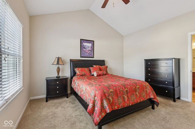 1091 Distinctive Way, Greenfield, IN 46140