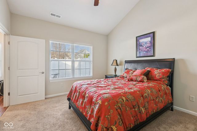 1091 Distinctive Way, Greenfield, IN 46140