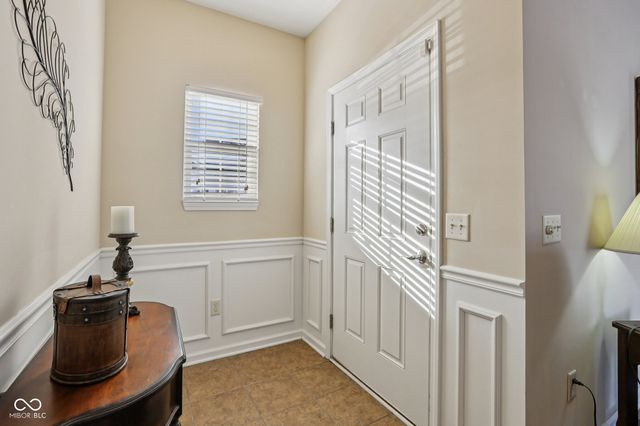 1091 Distinctive Way, Greenfield, IN 46140