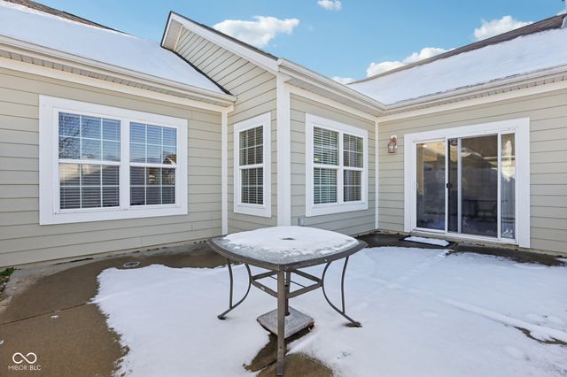 1091 Distinctive Way, Greenfield, IN 46140