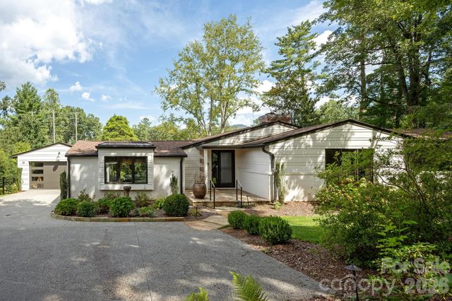 28 Forest Road, Asheville, NC 28803