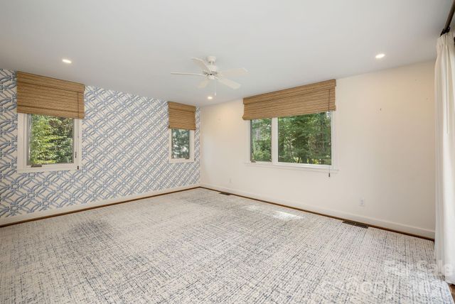 28 Forest Road, Asheville, NC 28803