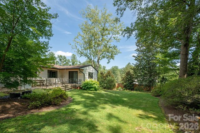 28 Forest Road, Asheville, NC 28803