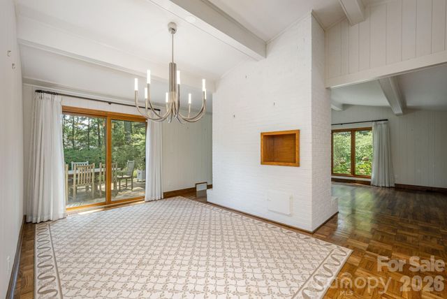 28 Forest Road, Asheville, NC 28803