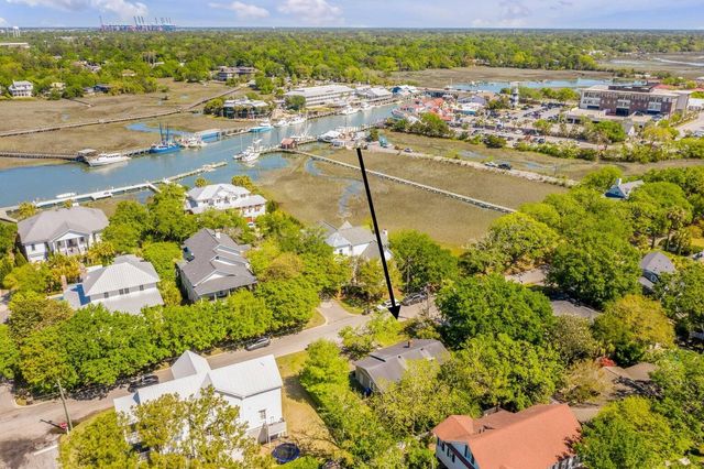 211 Haddrell Street, Mount Pleasant, SC 29464