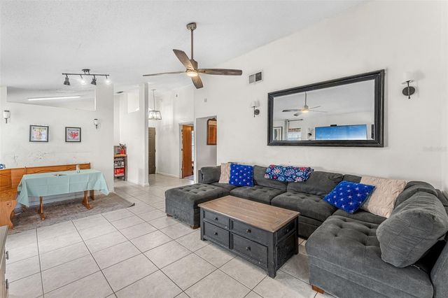 9911 FLYNT CIRCLE, Orlando, FL 32825