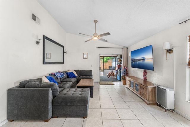 9911 FLYNT CIRCLE, Orlando, FL 32825