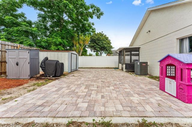 9911 FLYNT CIRCLE, Orlando, FL 32825