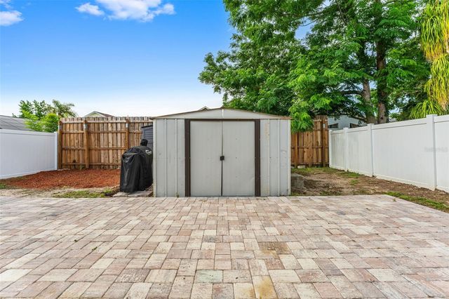 9911 FLYNT CIRCLE, Orlando, FL 32825