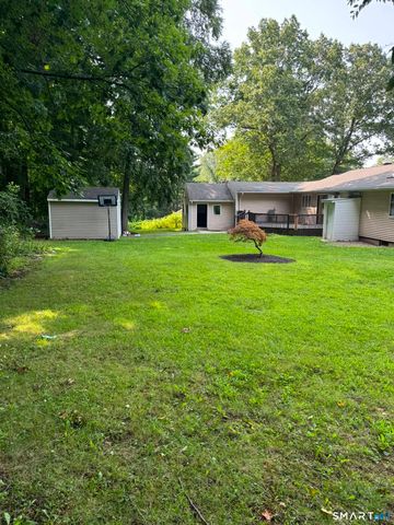 7 North Road, Bethel, CT 06801
