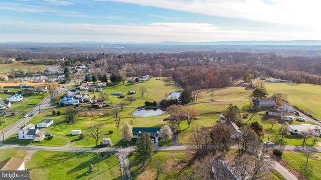 45 JUDY DR, Falling Waters, WV 25419