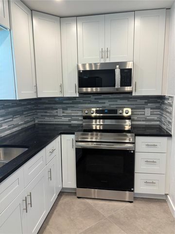 5815 ERIN LANE S A, St Petersburg, FL 33712