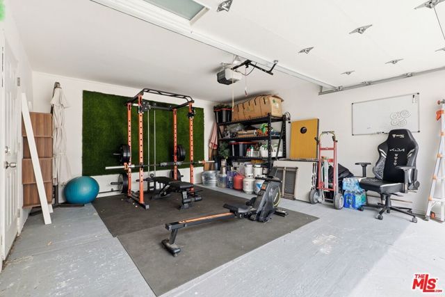 11237 Braddock Drive, Culver City, CA 90230