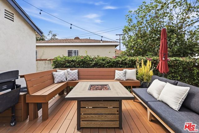 11237 Braddock Drive, Culver City, CA 90230
