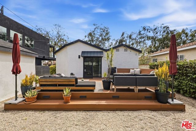 11237 Braddock Drive, Culver City, CA 90230