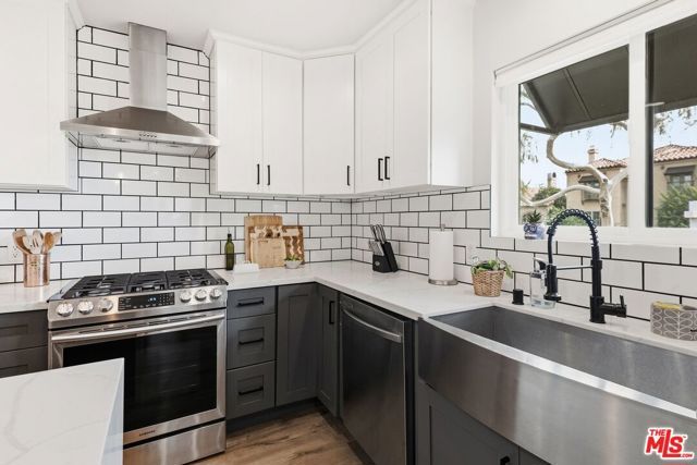 11237 Braddock Drive, Culver City, CA 90230