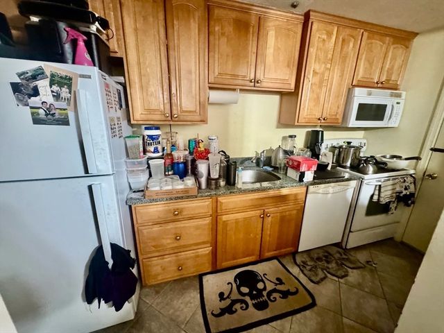 5 Washington St B2, Reading, MA 01867