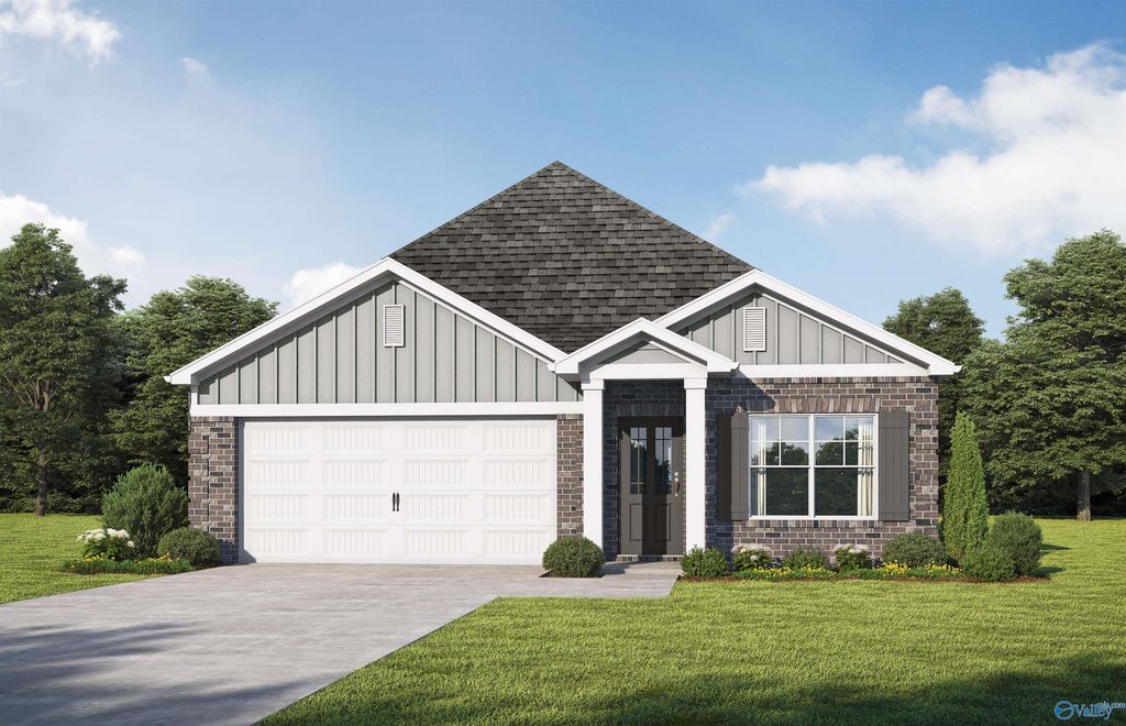 24295 McKinley Avenue, Athens, AL 35613