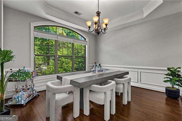 934 Telfair Close, Sandy Springs, GA 30350