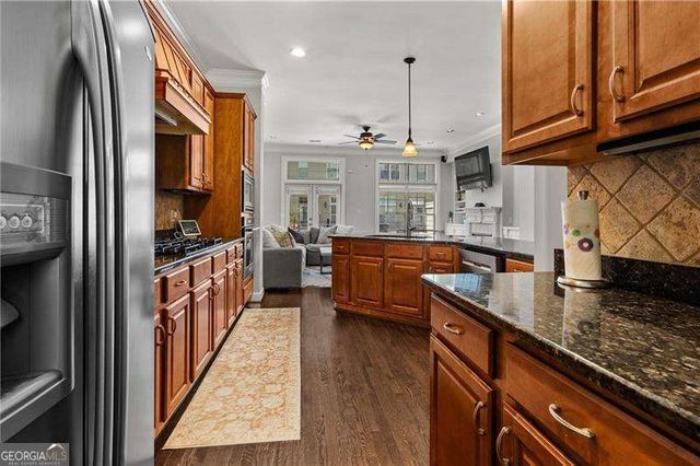 934 Telfair Close, Sandy Springs, GA 30350
