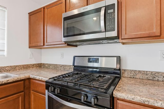 6201 Leo Street, Bakersfield, CA 93307